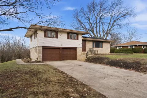 Exterior - 23406 W 135th St, Plainfield, IL 60544 photo 2 of 5