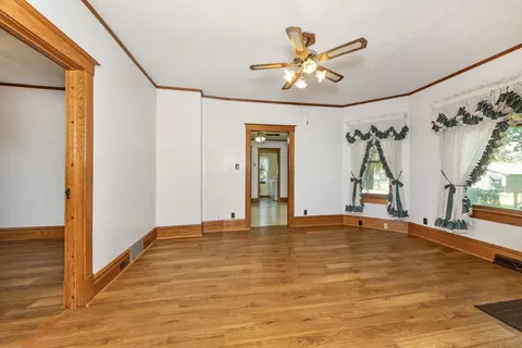 Living - 320 Walnut St, Minonk, IL 61760 photo 3 of 5
