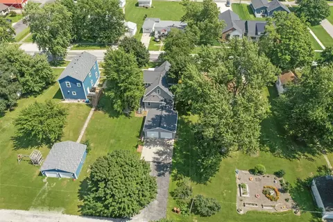 View/Area - 320 Walnut St, Minonk, IL 61760 photo 2 of 3
