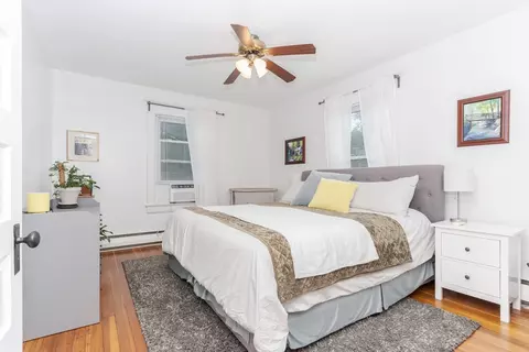 Bedroom - 301 Vale St, Bloomington, IL 61701 photo 1 of 6