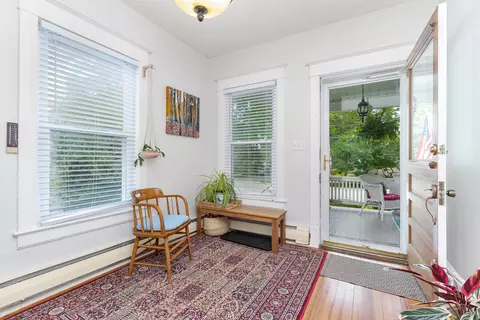 Entry Way - 301 Vale St, Bloomington, IL 61701 photo 1 of 5