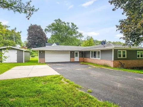 Other - 1905 S Walnut Rd, Freeport, IL 61032 photo 1 of 7