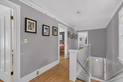 Entry Way - 1333 Ottawa Ave, Ottawa, IL 61350 photo 7 of 7