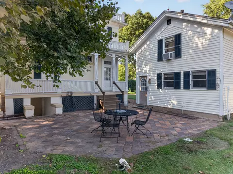 Exterior - 1333 Ottawa Ave, Ottawa, IL 61350 photo 6 of 15