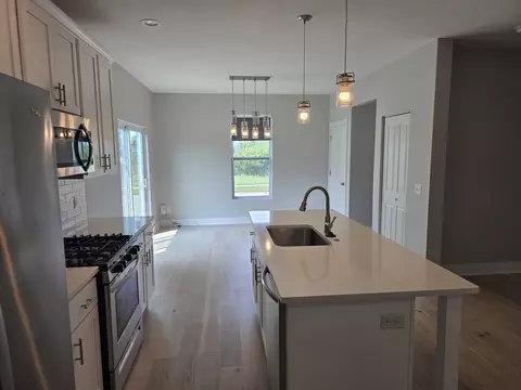 Kitchen - 600 17th Ave, Silvis, IL 61282 photo 2 of 3