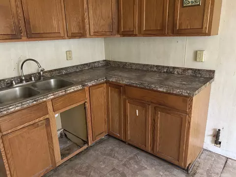 Kitchen - 2675 E Melbrook Dr, Kankakee, IL 60901 photo 1 of 4