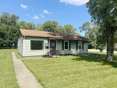 Exterior - 2675 E Melbrook Dr, Kankakee, IL 60901 photo 1 of 4