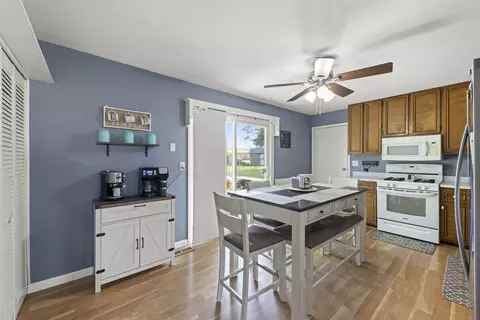 Other - 476 E 3rd St, Herscher, IL 60941 photo 4 of 8