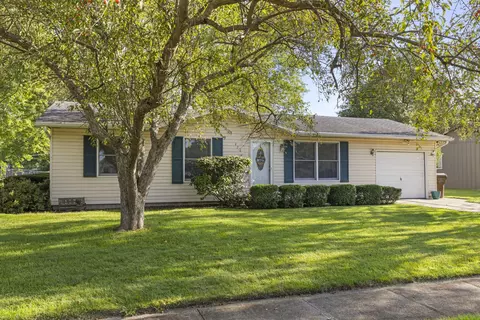 Exterior - 476 E 3rd St, Herscher, IL 60941 photo 9 of 9
