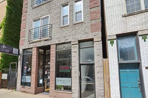 938 N Damen Ave #3F, Chicago, IL 60622