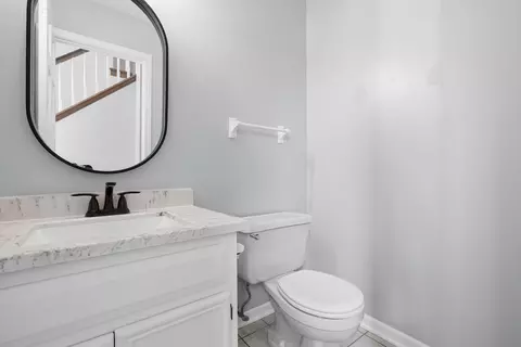 Bath - 1803 Chestnut Hill Rd, Plainfield, IL 60586 photo 1 of 2