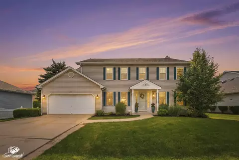 Exterior - 1803 Chestnut Hill Rd, Plainfield, IL 60586 photo 2 of 6