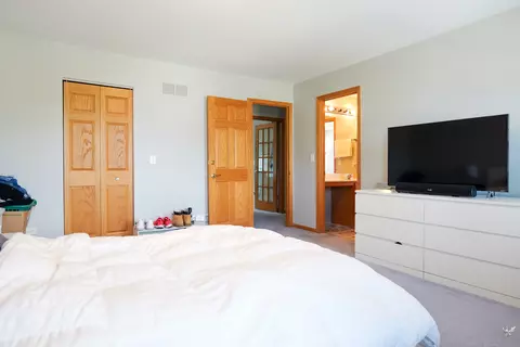 Bedroom - 2212 Caton Ridge Dr, Plainfield, IL 60586 photo 7 of 9