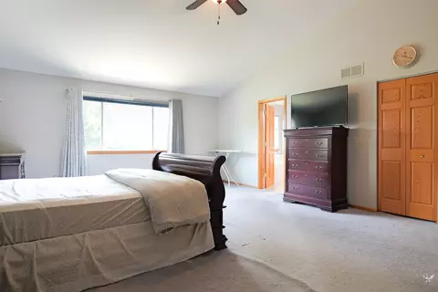 Bedroom - 2212 Caton Ridge Dr, Plainfield, IL 60586 photo 8 of 9