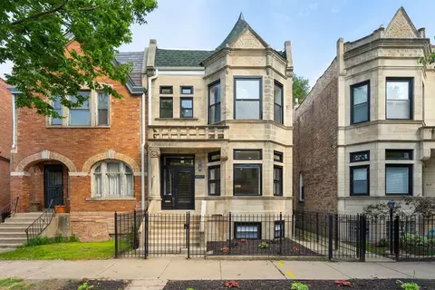 4917 S Washington Park Ct, Chicago, IL 60615
