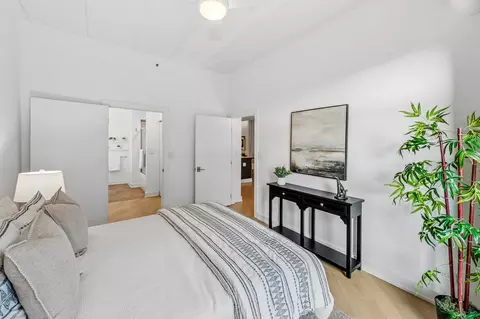 Bedroom - 920 W Madison St #7D, Chicago, IL 60607 photo 2 of 2