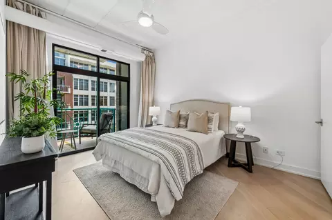Bedroom - 920 W Madison St #7D, Chicago, IL 60607 photo 1 of 2
