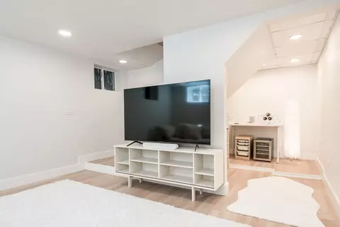 Other - 324 N Highview Ave, Elmhurst, IL 60126 photo 4 of 7