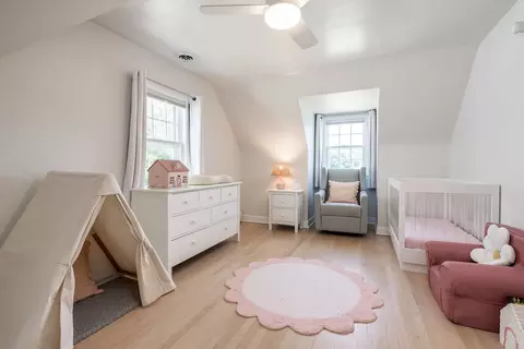 Other - 324 N Highview Ave, Elmhurst, IL 60126 photo 2 of 7