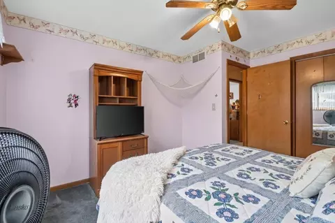 Bedroom - 7060 Jacobs Rd, Macon, IL 62544 photo 1 of 5