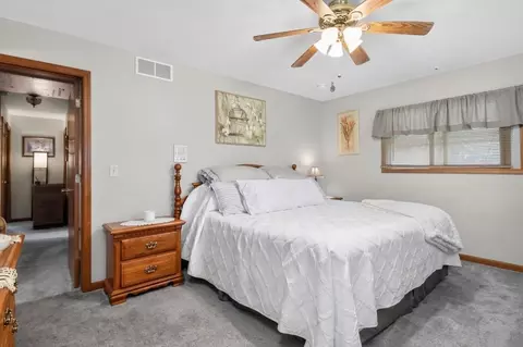Bedroom - 7060 Jacobs Rd, Macon, IL 62544 photo 4 of 5