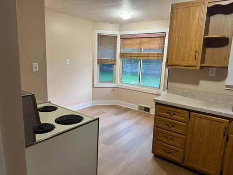 Other - 708 Henry St, Peru, IL 61354 photo 4 of 9