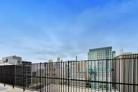 View/Area - 201 E Chestnut St #3A, Chicago, IL 60611 photo 1 of 1