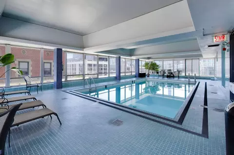 Exterior - 201 E Chestnut St #3A, Chicago, IL 60611 photo 5 of 10
