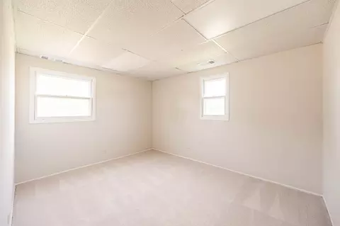 Bedroom - 1795 Kent Rd, Hoffman Estates, IL 60169 photo 4 of 4