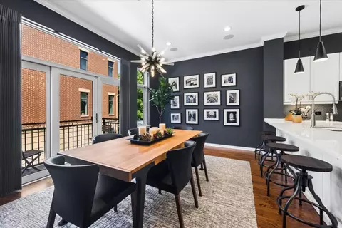 Dining - 2906 N Paulina St #13, Chicago, IL 60657 photo 2 of 5