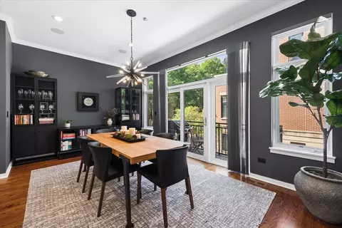 Dining - 2906 N Paulina St #13, Chicago, IL 60657 photo 3 of 5