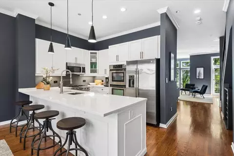 Kitchen - 2906 N Paulina St #13, Chicago, IL 60657 photo 2 of 2