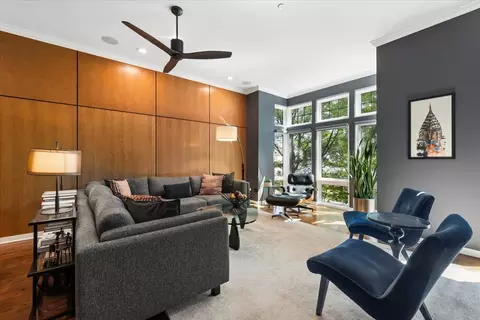 Living - 2906 N Paulina St #13, Chicago, IL 60657 photo 2 of 5
