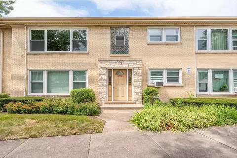 2010 S Crescent Ave #2-C, Park Ridge, IL 60068