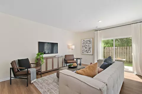 Living - 2515 Geranium Way #19-2, Rolling Meadows, IL 60008 photo 3 of 3