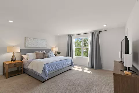 Bedroom - 2515 Geranium Way #19-2, Rolling Meadows, IL 60008 photo 1 of 5
