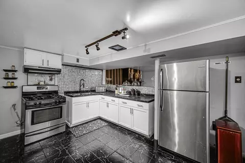 Kitchen - 351 E 146th St, Harvey, IL 60426 photo 3 of 3