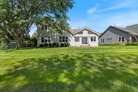 Exterior - 21000 W Hazelnut Ln, Plainfield, IL 60544 photo 6 of 7