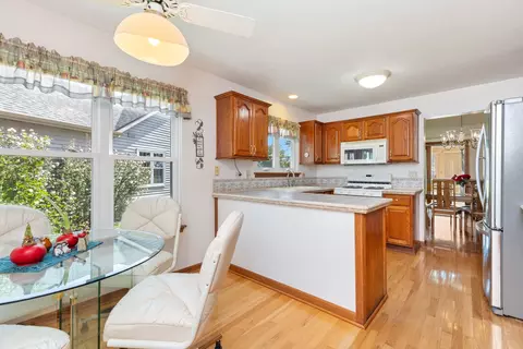 Kitchen - 21000 W Hazelnut Ln, Plainfield, IL 60544 photo 4 of 4