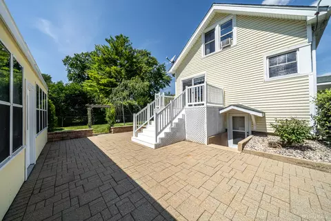 Exterior - 4243 150th St, Midlothian, IL 60445 photo 3 of 7