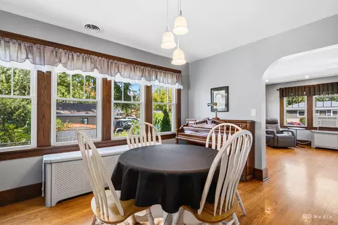 Dining - 4243 150th St, Midlothian, IL 60445 photo 2 of 2