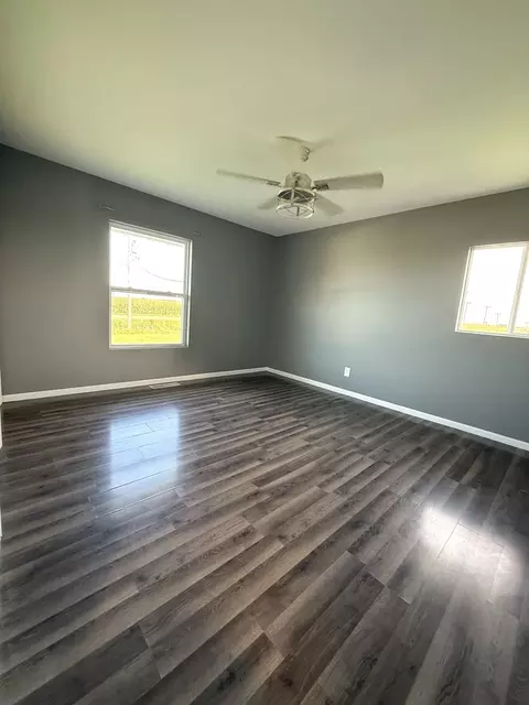 Bedroom - 909 Harmon Rd, Harmon, IL 61042 photo 6 of 8