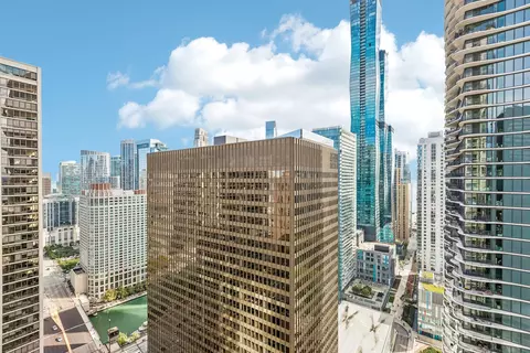 View/Area - Undisclosed, Chicago, IL 60601 photo 1 of 5