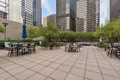 Exterior - Undisclosed, Chicago, IL 60601 photo 8 of 10