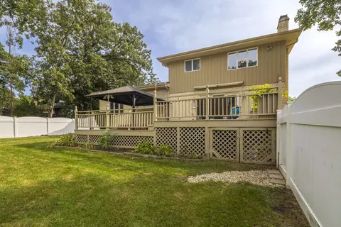 Exterior - 200 N Maple St, Addison, IL 60101 photo 21 of 23