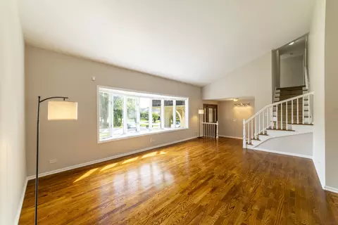 Living - 200 N Maple St, Addison, IL 60101 photo 1 of 13
