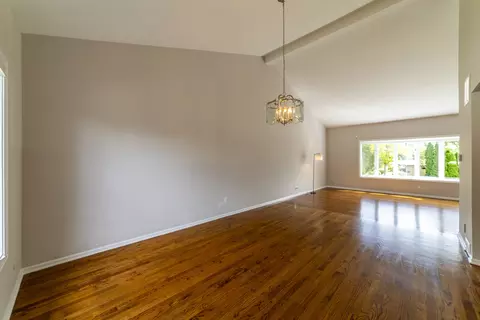 Living - 200 N Maple St, Addison, IL 60101 photo 13 of 13