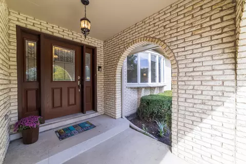 Entry Way - 200 N Maple St, Addison, IL 60101 photo 1 of 4