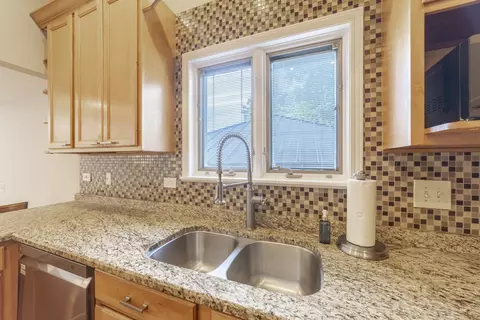 Kitchen - 200 N Maple St, Addison, IL 60101 photo 2 of 9