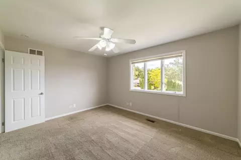 Bedroom - 200 N Maple St, Addison, IL 60101 photo 7 of 14